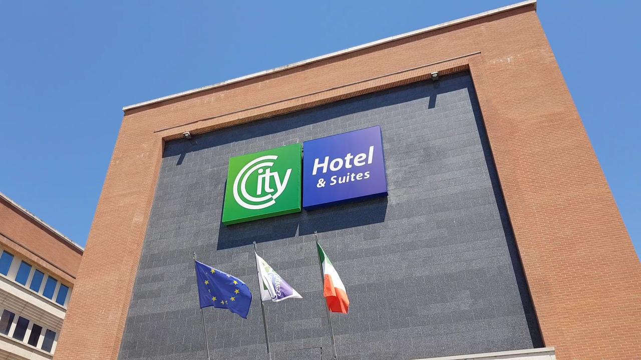 City Hotel & Suites Foligno Exteriör bild