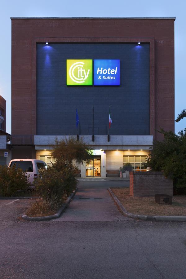 City Hotel & Suites Foligno Exteriör bild