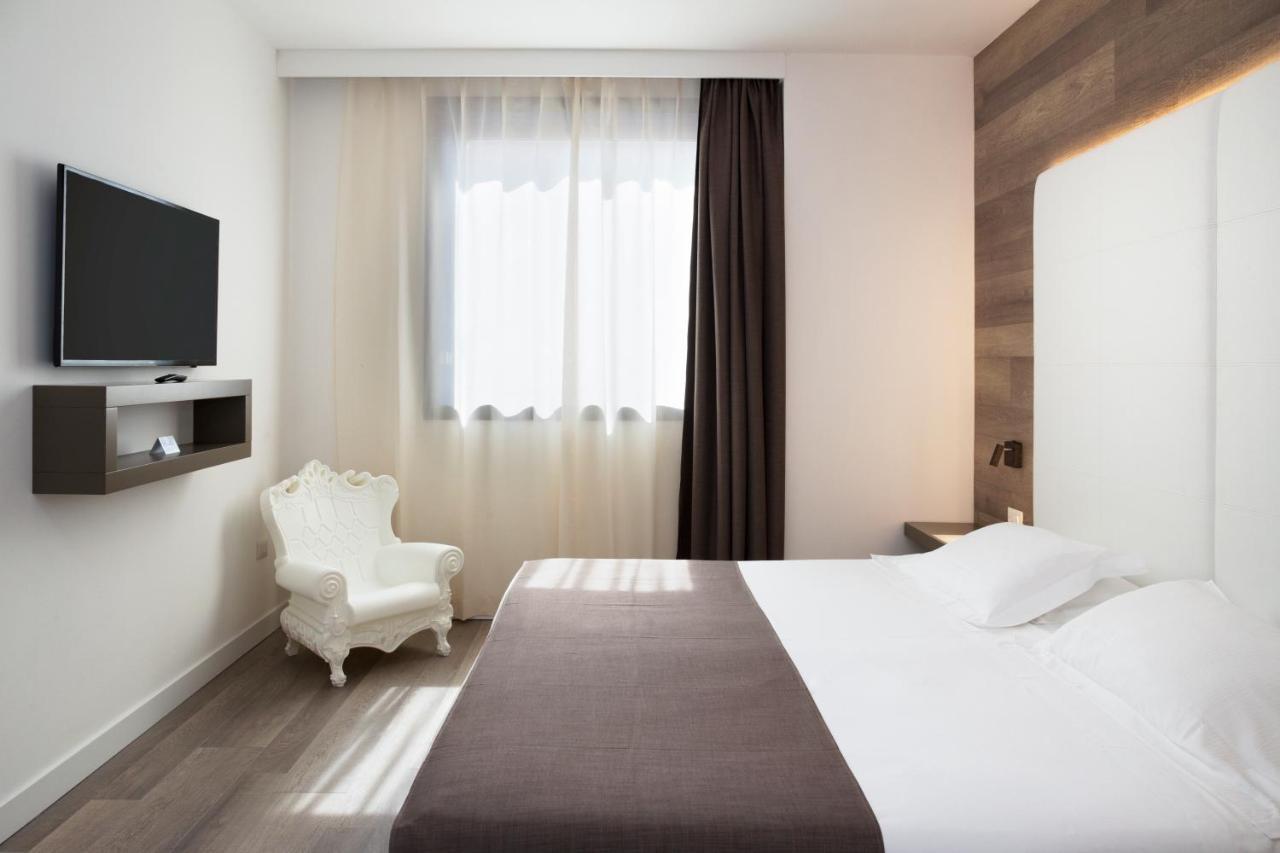 City Hotel & Suites Foligno Exteriör bild